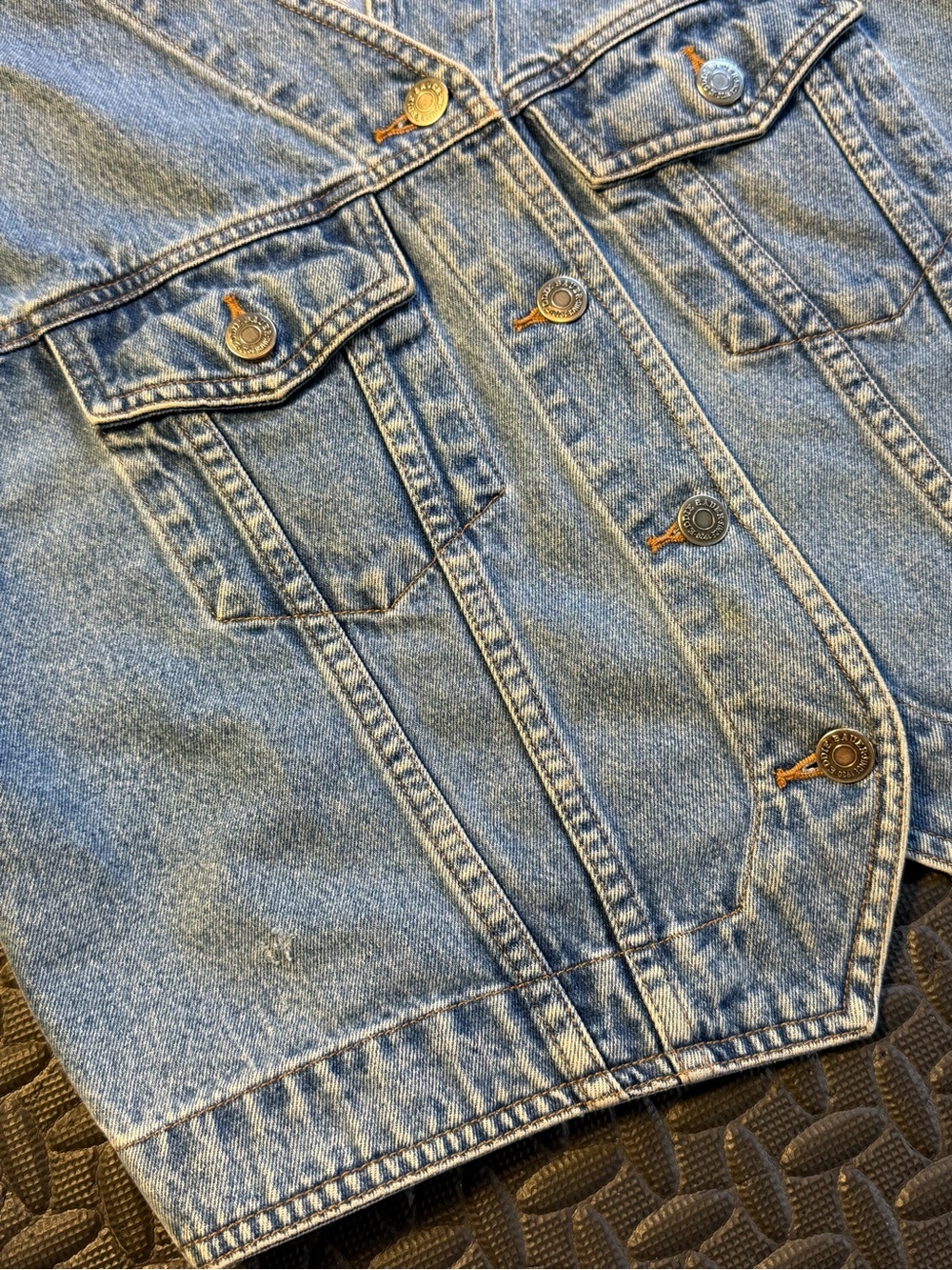 Eddie Bauer 90’s Vintage Light Wash Utility Denim Vest 100% Cotton Size Small - Picture 5 of 9